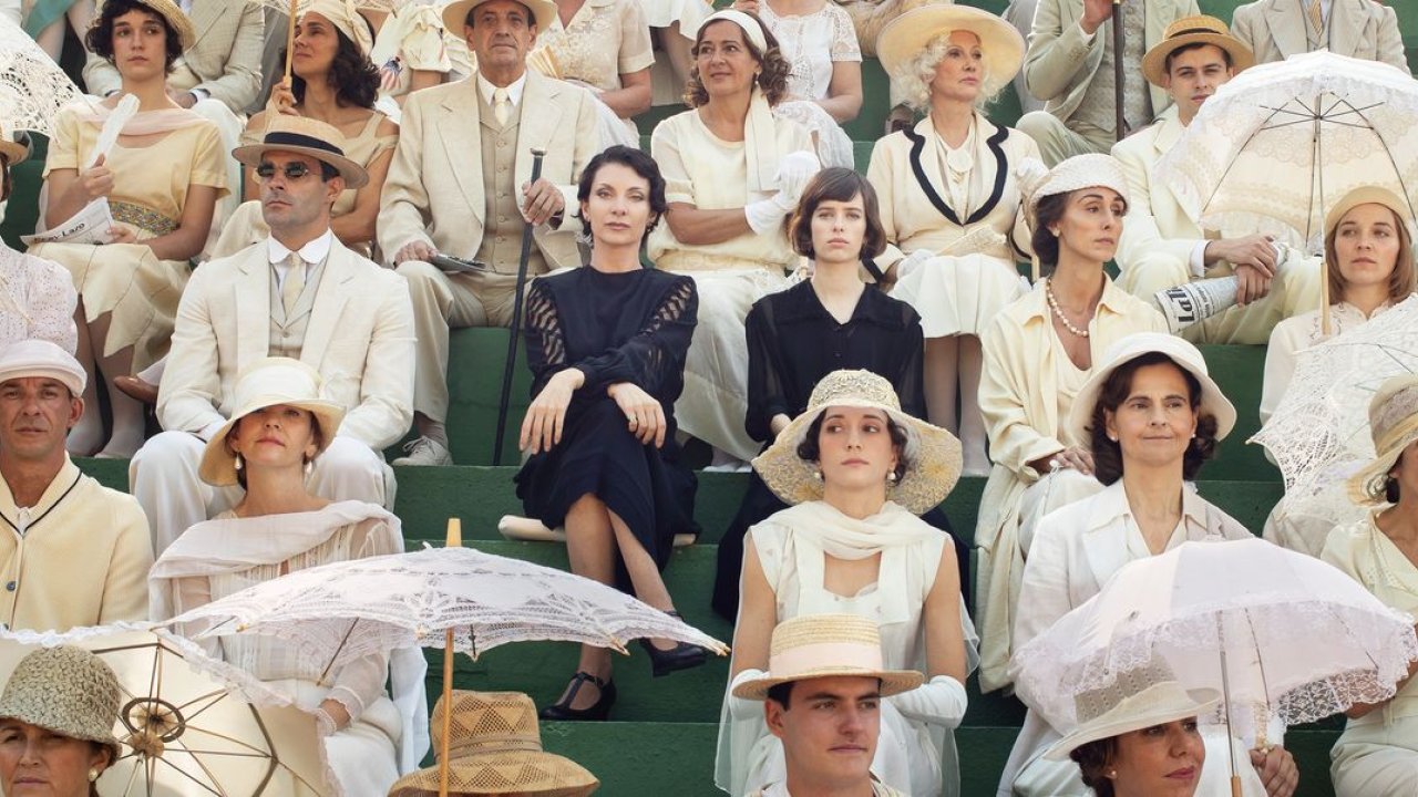 La virgen roja Paula Ortiz